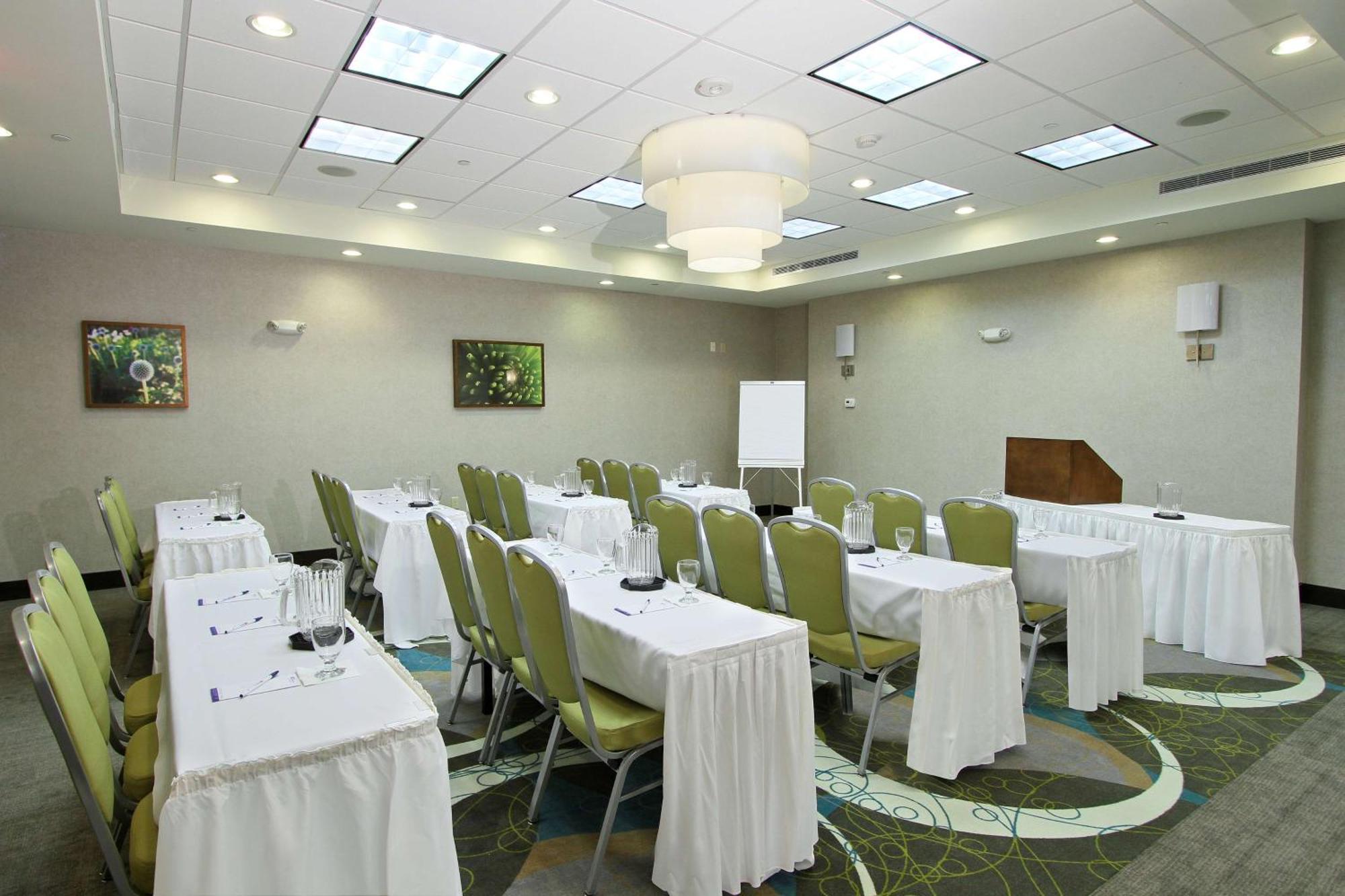 Hilton Garden Inn Covington/Mandeville Zewnętrze zdjęcie